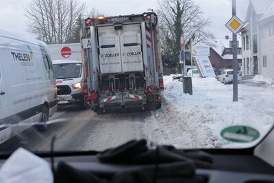 Eindrücke vom heutigen Testbetrieb der Müllabfuhr in Melle. Foto: M. Kluwe, AWIGO LOGISTIK. Eindrücke vom heutigen Testbetrieb der Müllabfuhr in Melle. Foto: M. Kluwe, AWIGO LOGISTIK.