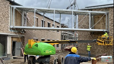 Montage Verbindungsbrücke