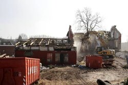 Fortgeschrittener Abriss ehemalige Gaststätte